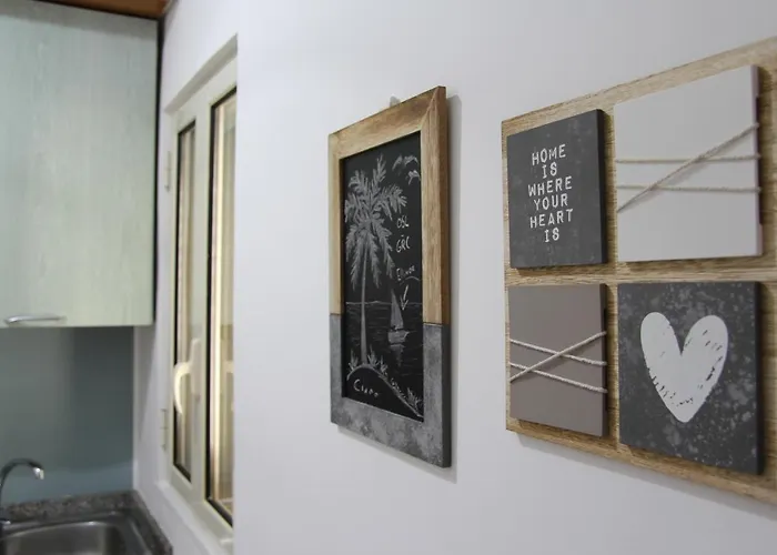 Terramare, 550 Mt From The Beach, Close To Ortigia Historic Center 아파트 *